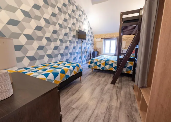 L'entre Deux Vignes 4* Brizambourg