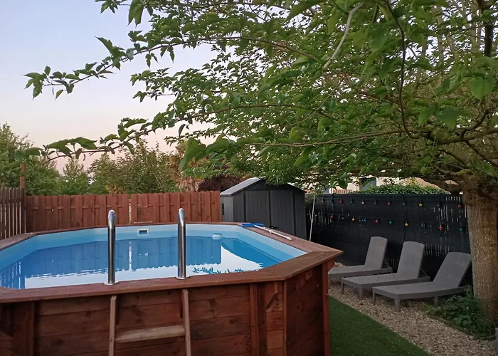 L'entre Deux Vignes 4* Brizambourg